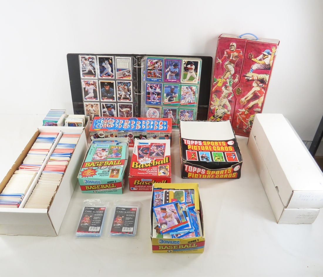 Large Lot of Mixed 1990's Baseball Cards (1 of 20)