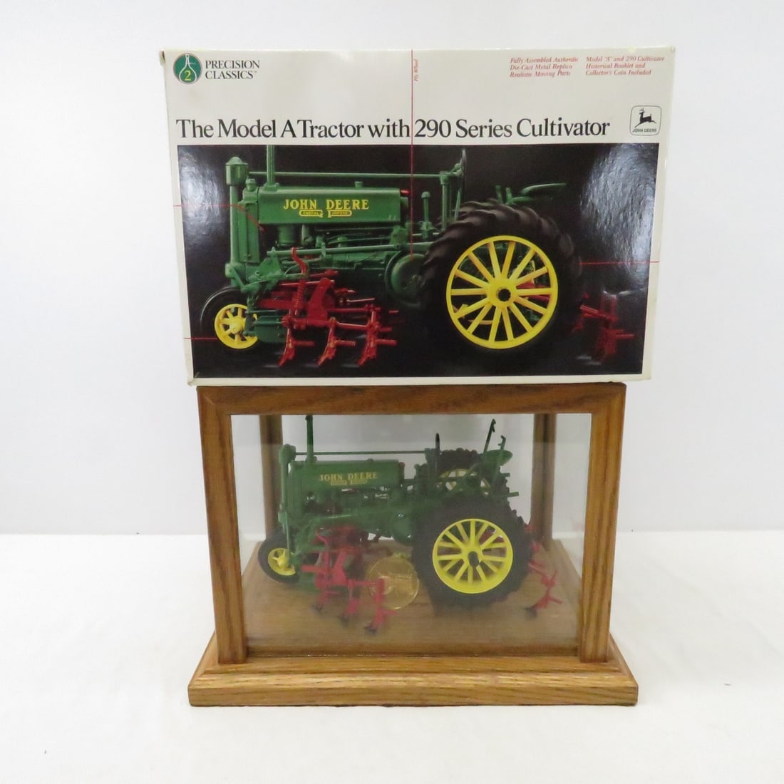 Ertl John Deere Model A Tractor in Glass Case (1 of 18)