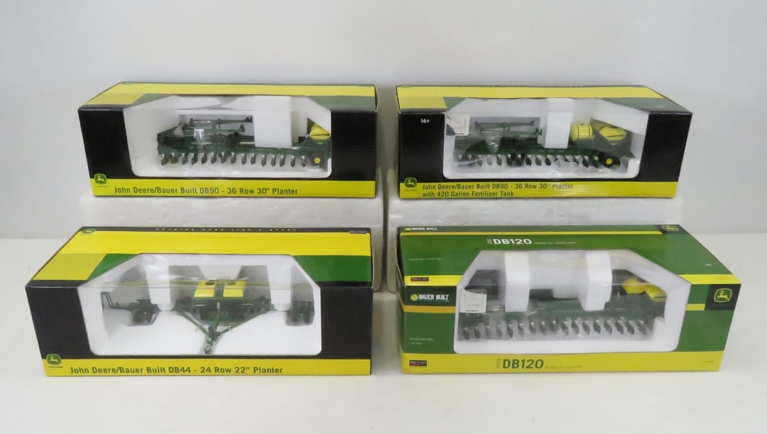 4 SpecCast John Deere Planters NIB (1 of 18)