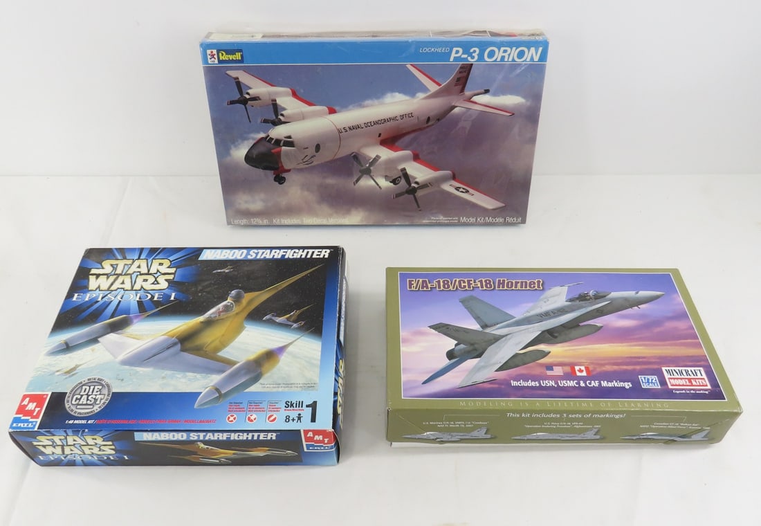 Star Wars Naboo Starfighter & 2 Airplane Model Kit (1 of 16)