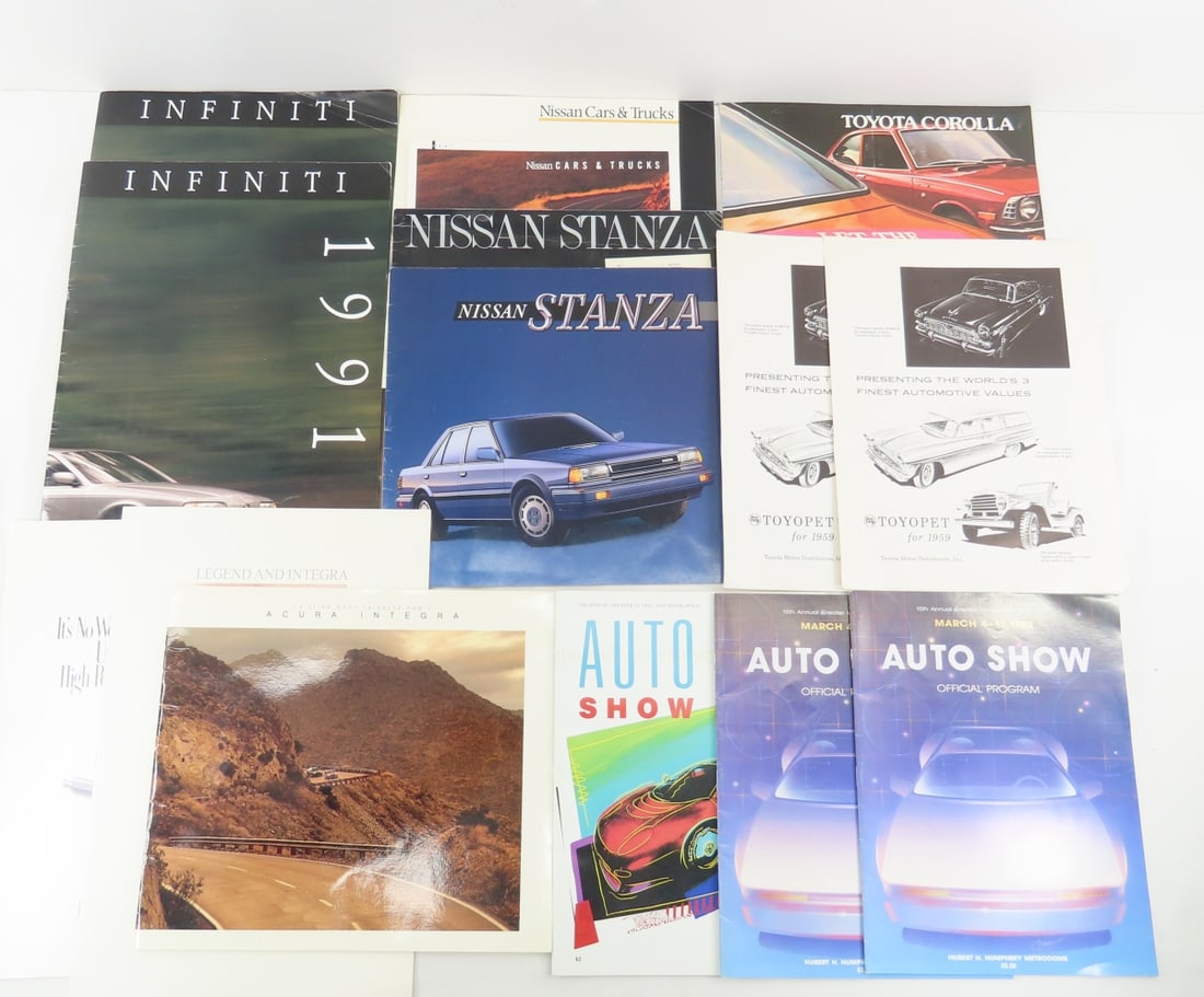 Toyota, Nissan, Acura, Lexus & Infinity Brochures: Toyota, Nissan, Acura, Lexus & Infinity Brochures - 1980's auto show brochures Please ask questions & read terms and conditions before bidding.