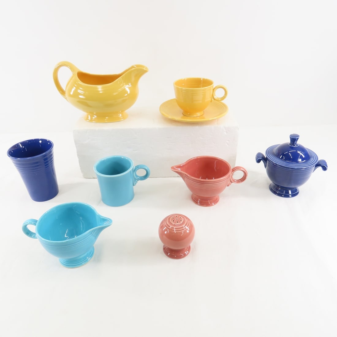 Assorted Fiesta Dining Pieces (1 of 16)