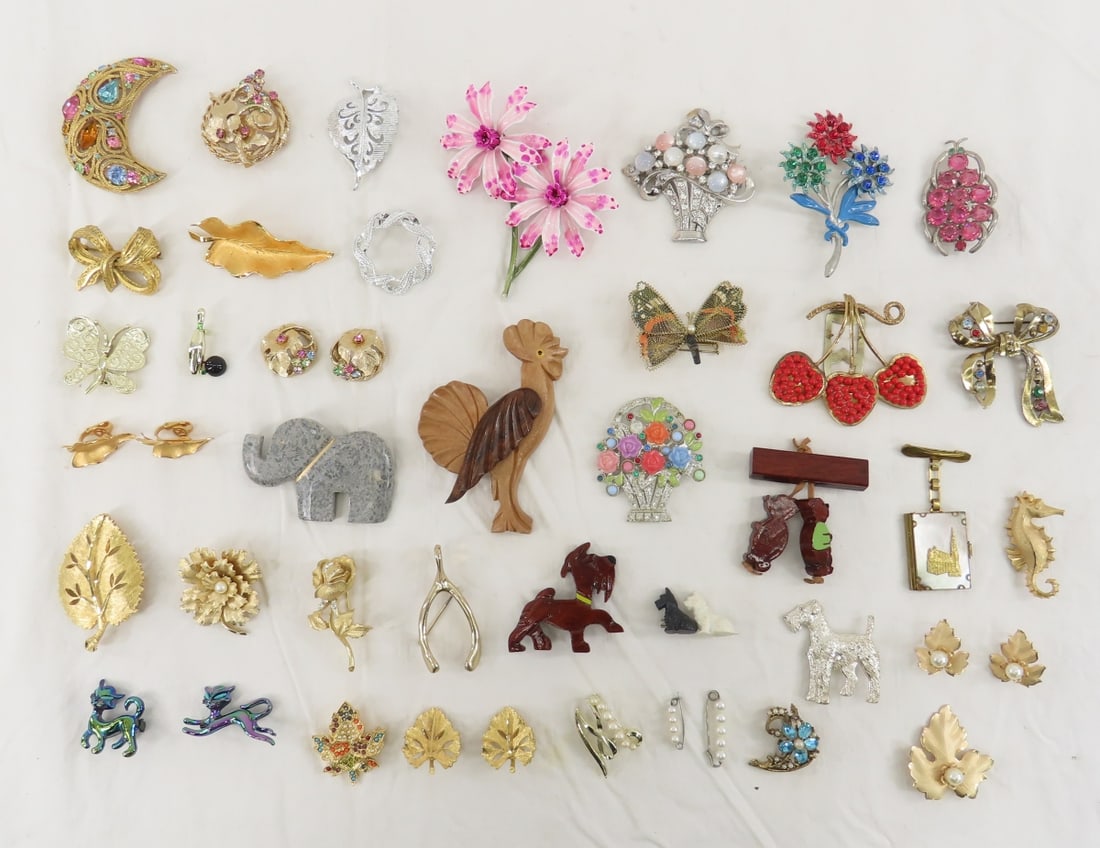 Benedikt NY, Kramer NY, Gerry's & Other Brooches (1 of 20)