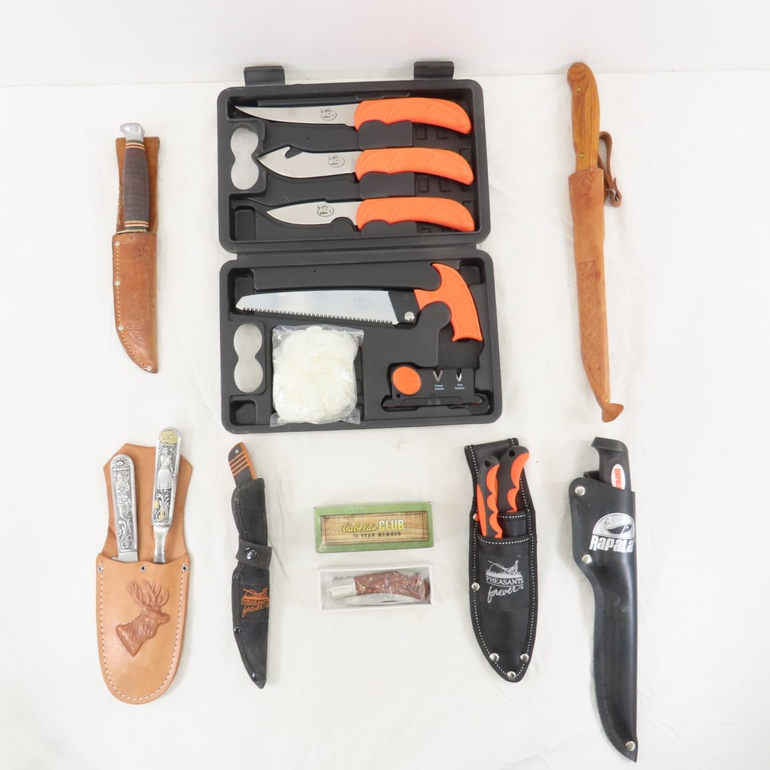 Hunting Knives including Ka-Bar 1237, Rapala (1 of 20)