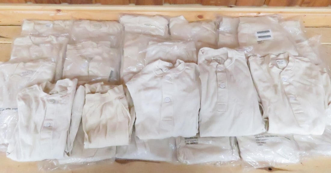 Assorted Thermal Wear: Assorted Thermal Wear-Shirts 8 small & 6 X-Small, Pants 1 X-Small, 2 Small, 8 Medium, & 3 large Please read terms & conditions and ask questions before bidding.