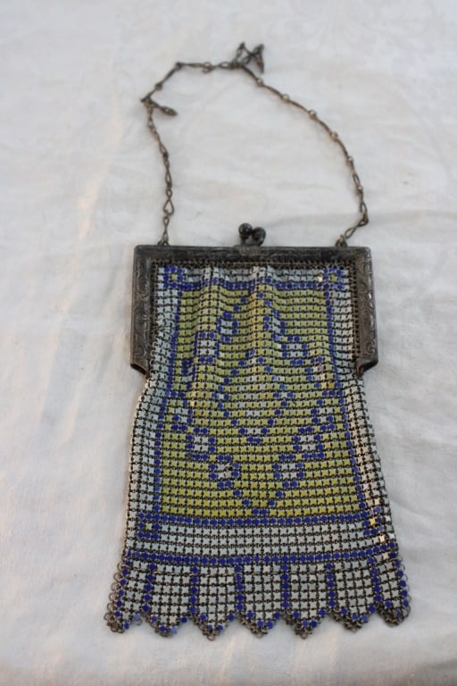 1920's Whiting Davis Enamel Mesh Flapper Purse (1 of 13)