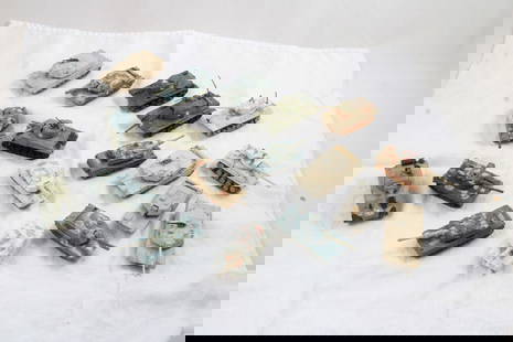 18 Corgi & Other Military Toy Tanks 3" to 4": 18 Corgi & Other Military Toy Tanks 3" to 4" - As pictured. Please ask questions and rerad terms & conditions before bidding. 