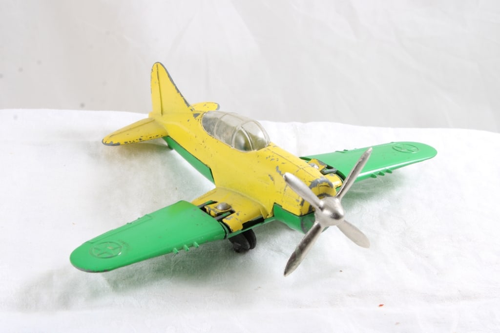 Hubley Kiddie Toy Airplane 6 1/2" Long (1 of 10)