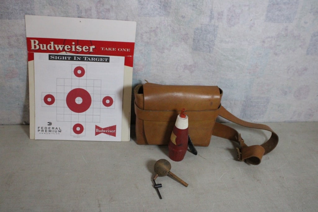 Budweiser Sight in Target & Leather Bag w/ Tools (1 of 18)
