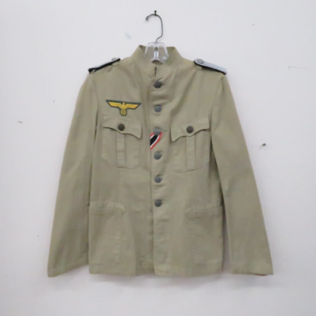 WWII German Kriegsmarine Coastal Artillery Tunic (1 of 11)