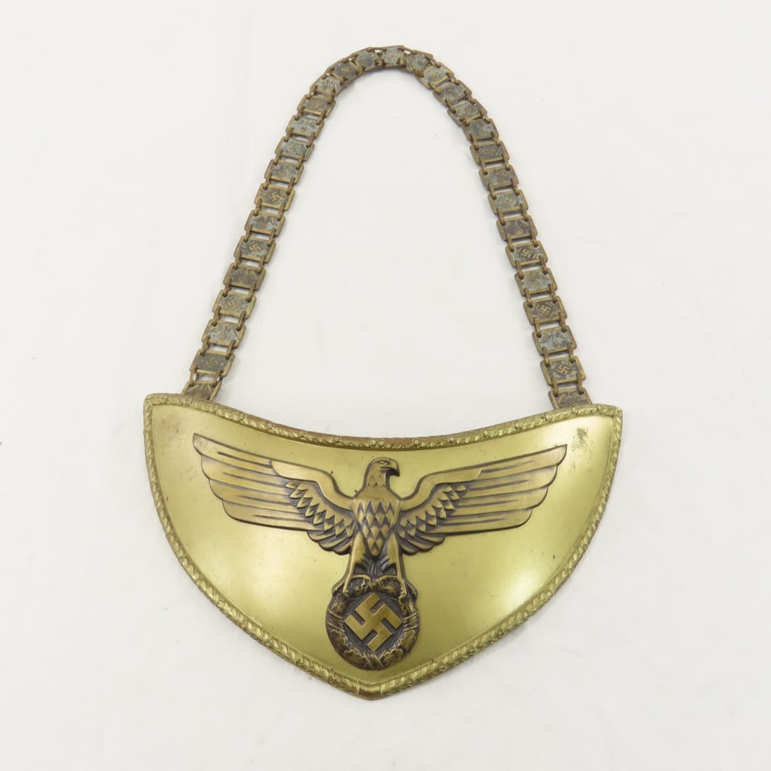 WWII German NSDAP Flag Bearers Gorget (1 of 6)