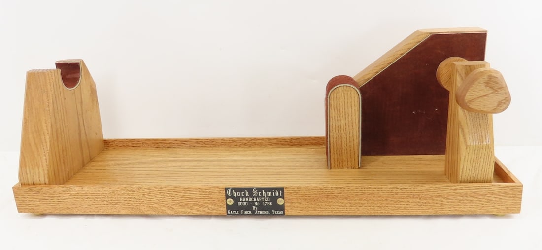 Gayle Finch Athens Texas Handcrafted Gun Vise: Gayle Finch Athens Texas Handcrafted Gun Vise - Please ask questions & read terms conditions before bidding.
