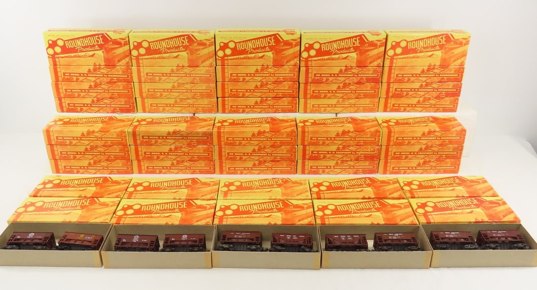 90 HO Roundhouse Ore Cars – 44 with loads (1 of 17)