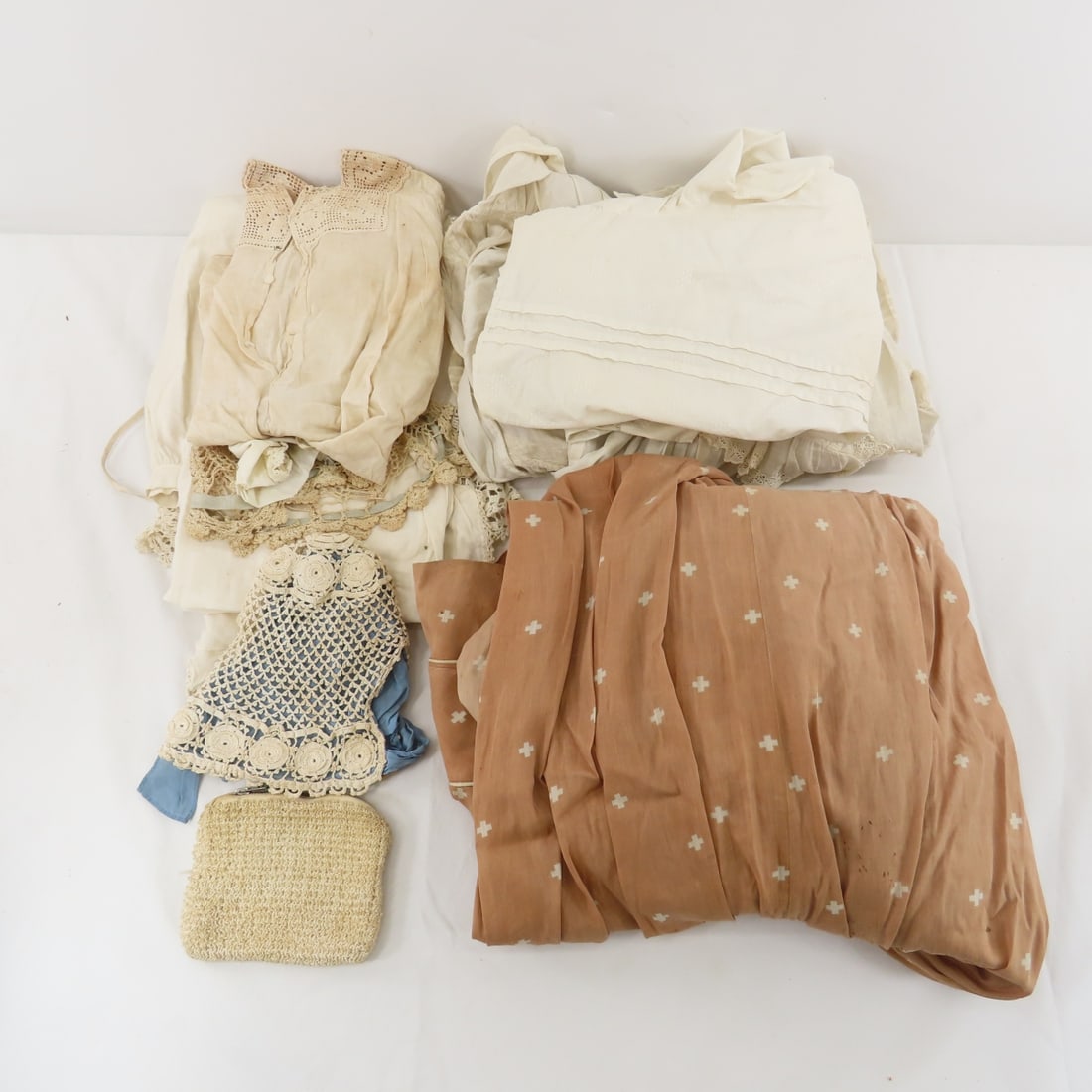 Vintage Handmade Girls Dresses, Hats & More: Vintage Handmade Girls Dresses, Hats & More-Please ask questions and read terms & conditions before bidding.