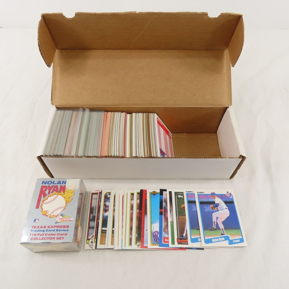 Nolan Ryan Baseball card collection (1 of 12)