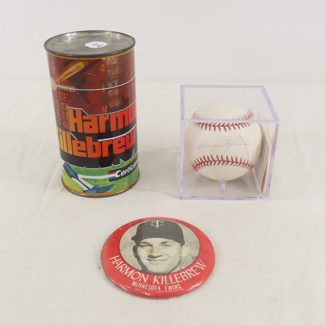 Harmon Killebrew autographed baseball (1 of 12)