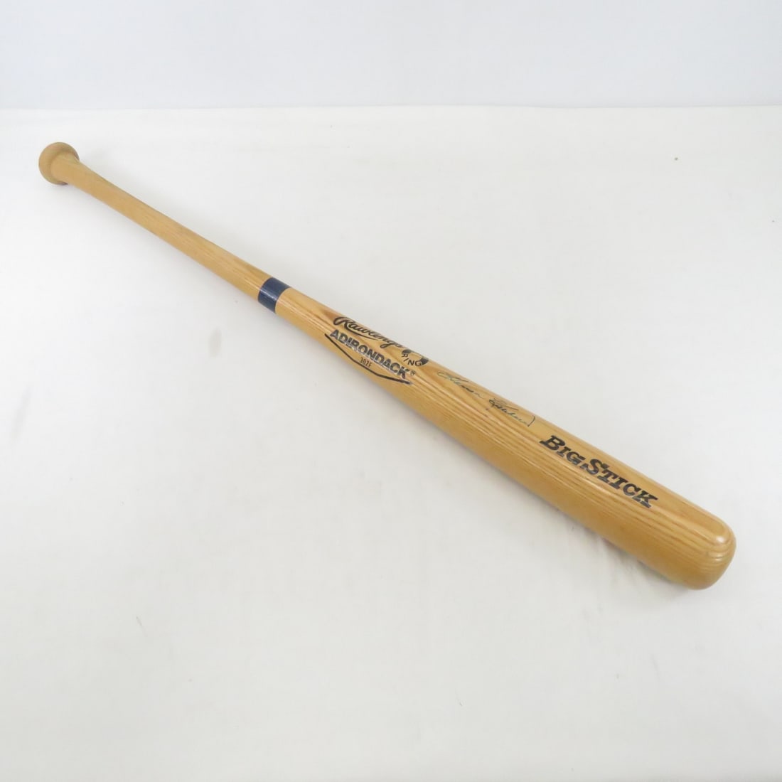 Harmon Killebrew autographed baseball bat (1 of 9)