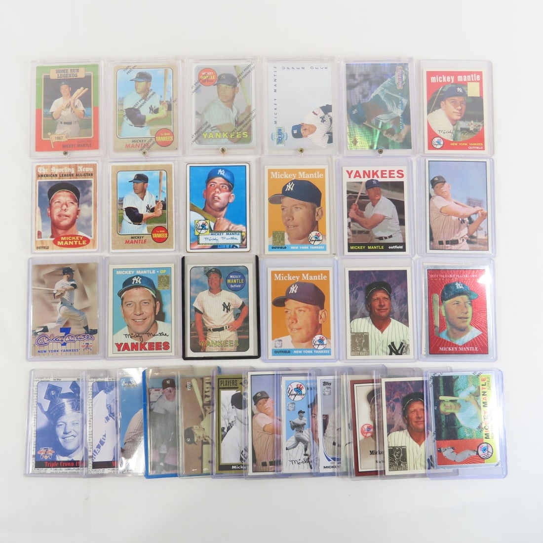 31 Mickey Mantle Reprint/Commemorative MLB Cards (1 of 11)