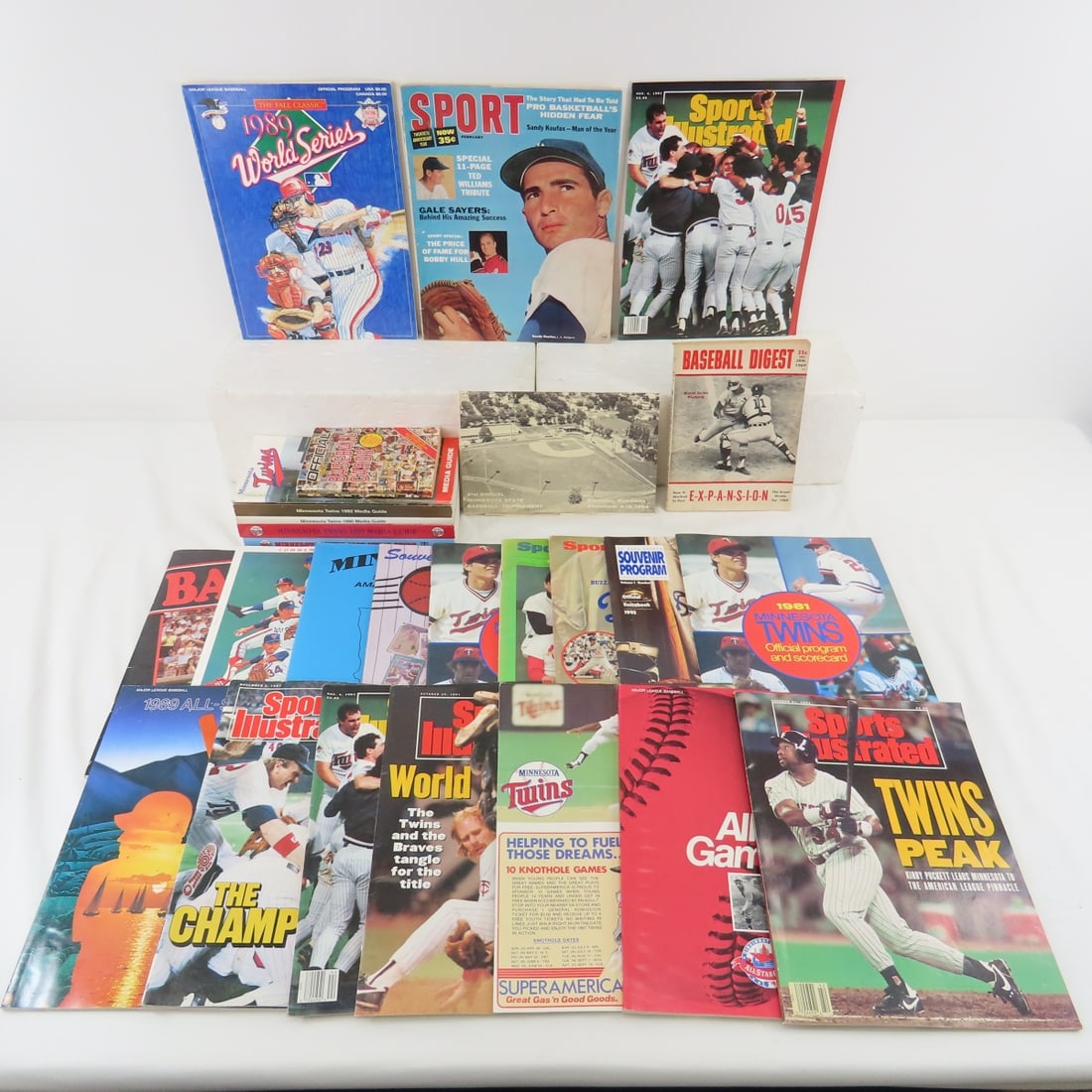 1980 World Series Program, SI Magazines & More (1 of 19)