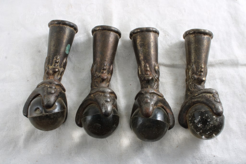 4 Antique Cast Iron Glass Ball Claw Feet 4" Tall (1 of 11)