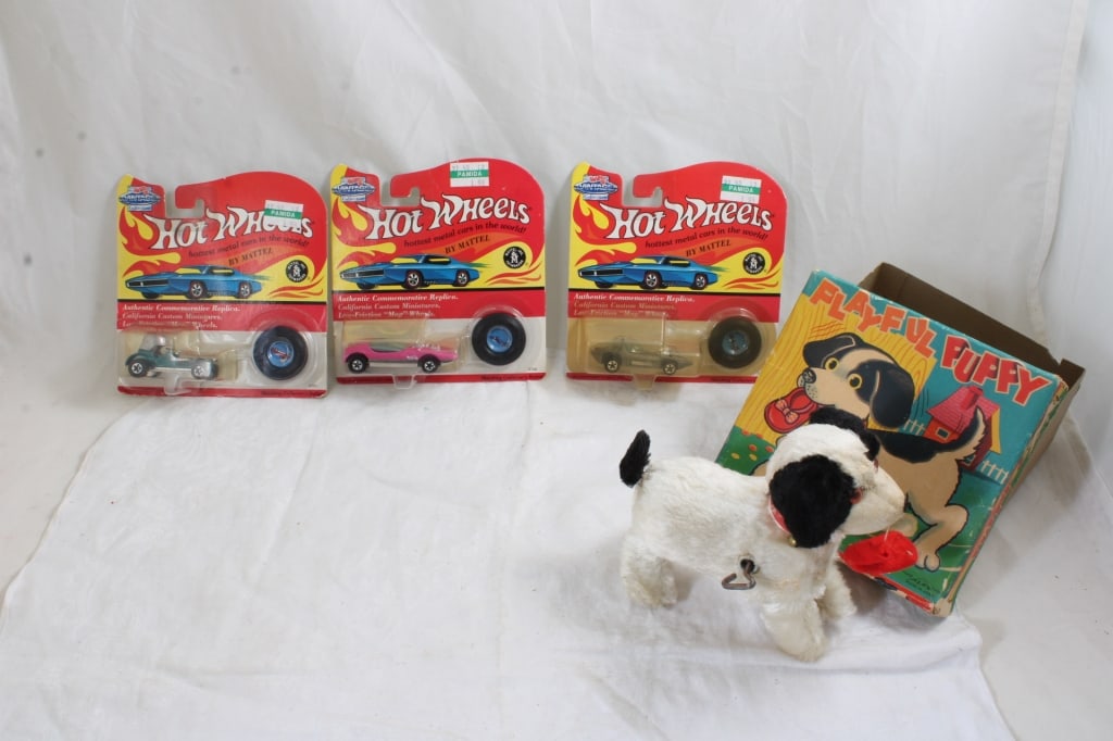 Alps Japan Windup Playful Puppy + 3 Hot Wheels Car (1 of 20)