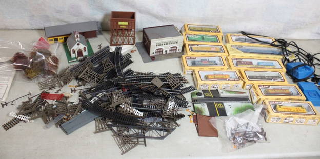 Life Like HO Scale Railroad Cars, Buildings, Track: Life Like HO Scale Railroad Cars, Buildings, Track - Train Cars & Locomotives are in boxes. Buildings, Track and Everything else pictured is included as well. Please ask questions and read terms & con