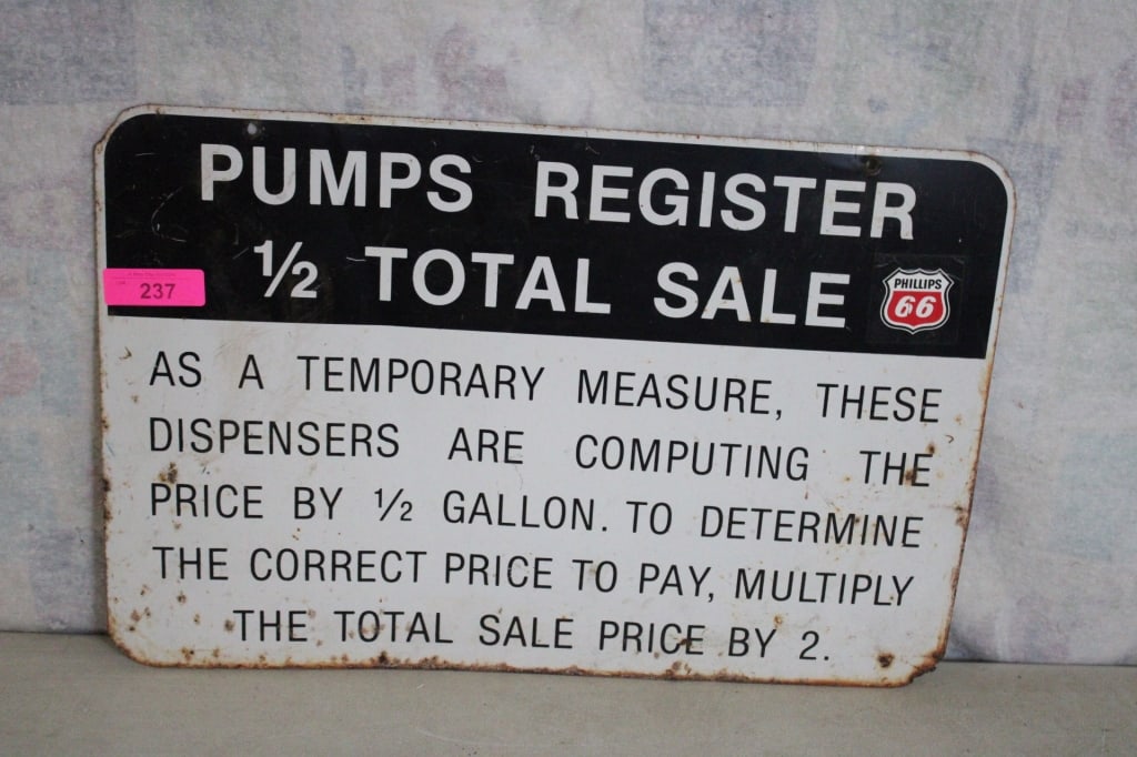Vintage Phillips 66 Gas Pump Tin Sign (1 of 11)