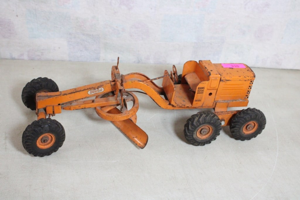 Doepke Model Toys Pressed Steel Adams Grader (1 of 12)