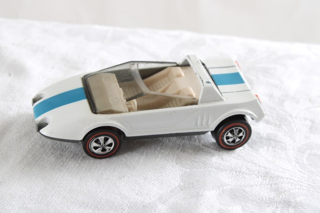 Hot Wheels Redline 1969 Jack Rabbit Special: Hot Wheels Redline 1969 Jack Rabbit Special - White Enamel. As pictured. Please ask questions and read terms & conditions before bidding.