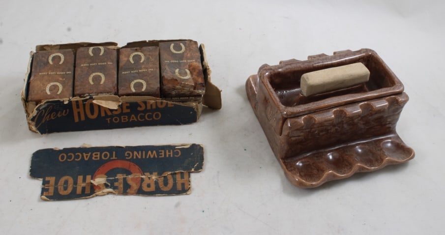 Horseshoe Chewing Tobacco, Pipe Holder/Ashtray (1 of 19)