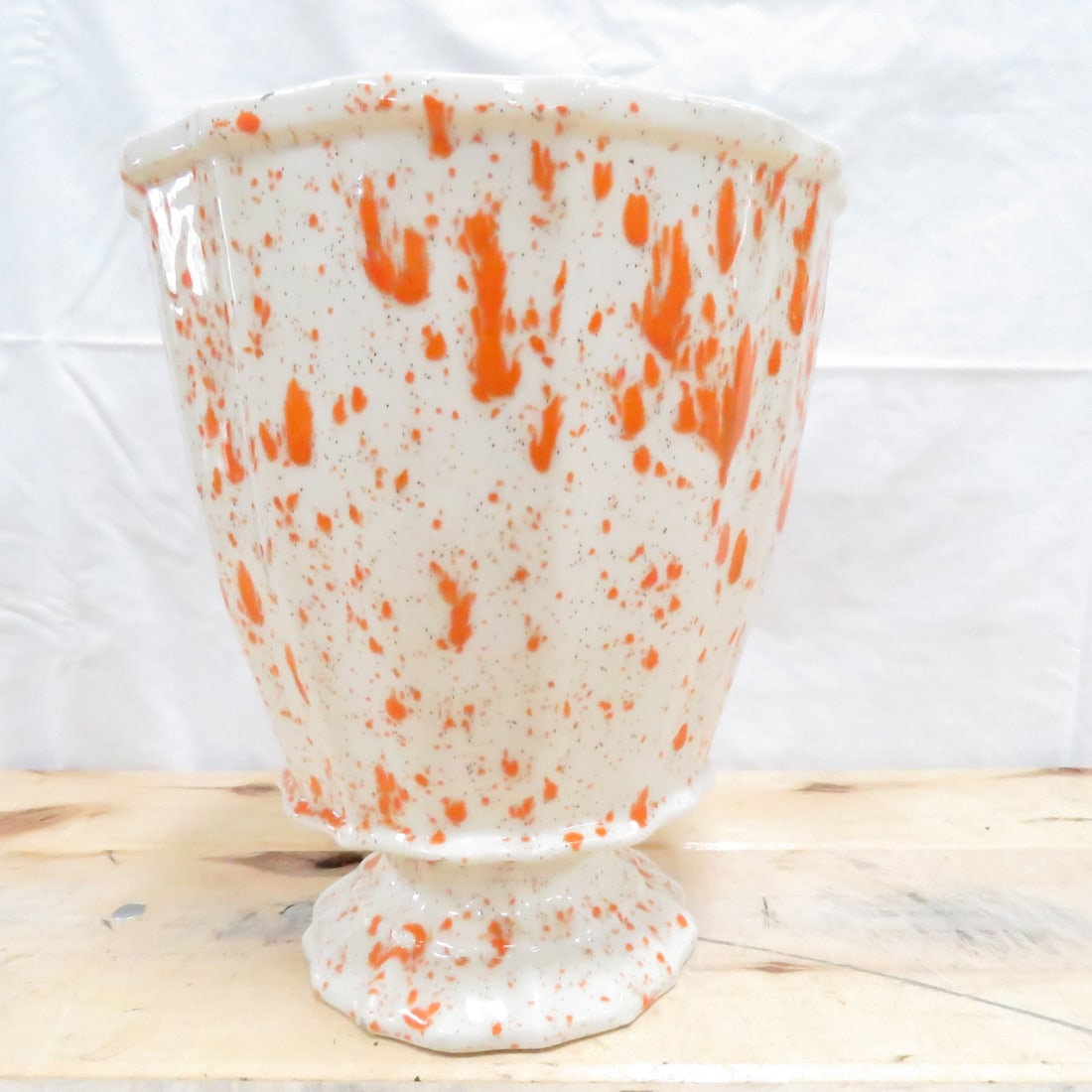 Red Wing Orange & White Splatter Planter- signed (1 of 11)