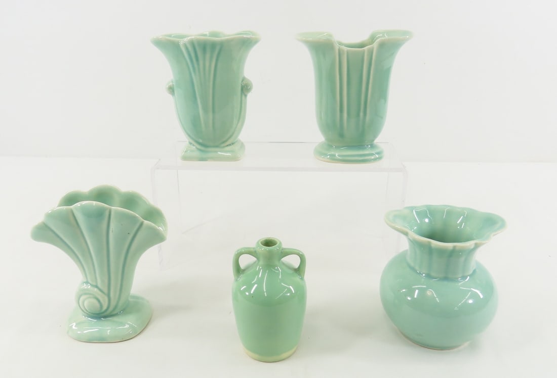 4 Green Red Wing Art Pottery Vases & Mini Jug (1 of 17)