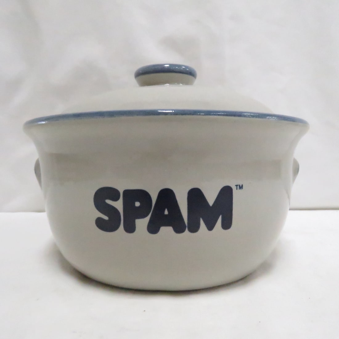 Red Wing Potteries SPAM Casserole Dish (1 of 12)