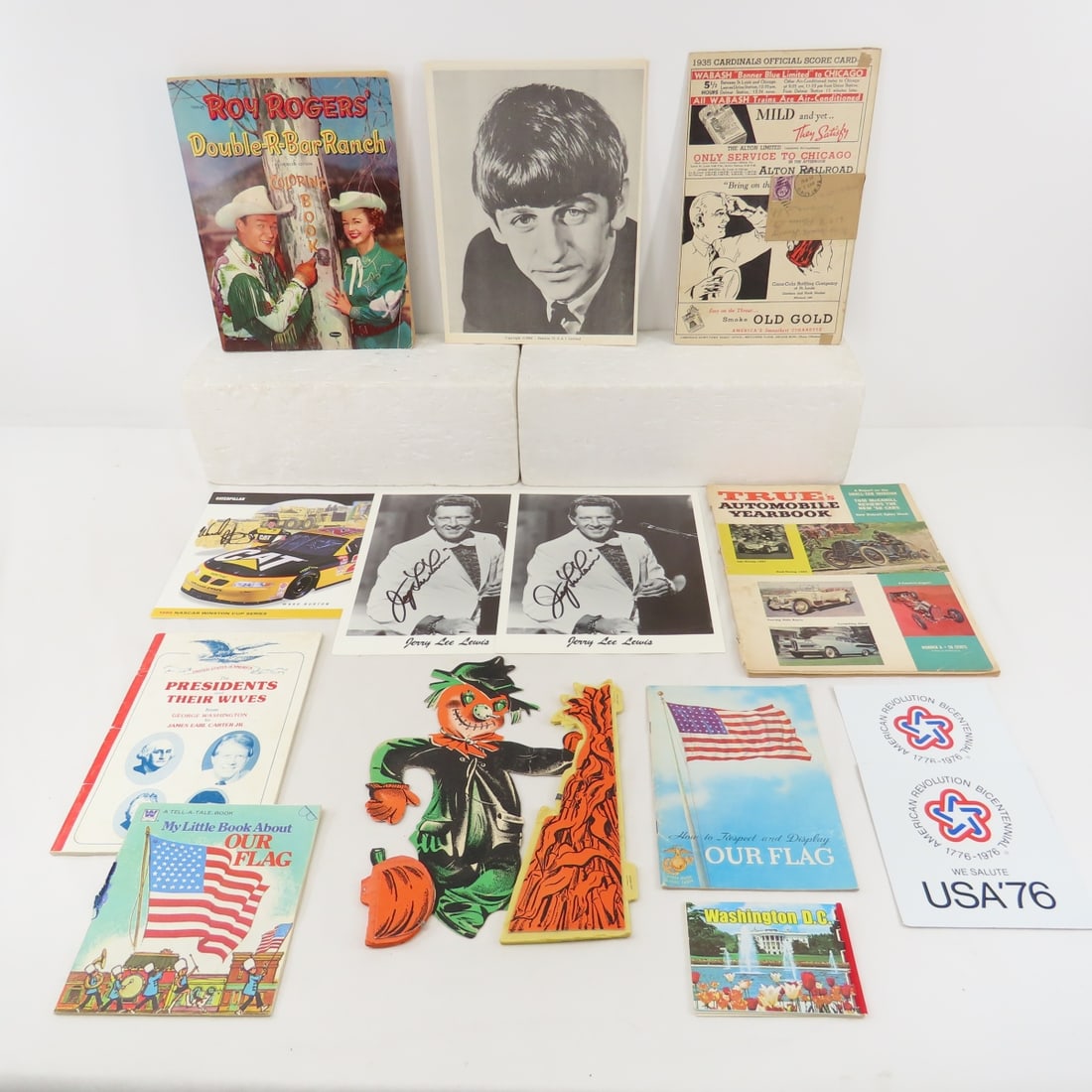 Vintage Halloween Decor & Ephemera (1 of 20)