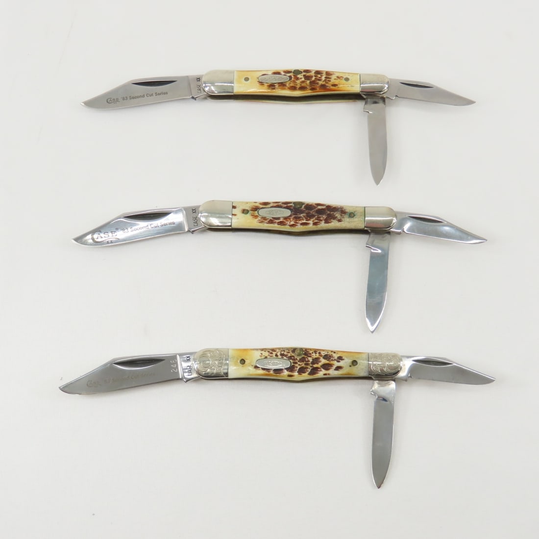 3 Case XX 5383 Stag Whittler Knives (1 of 19)