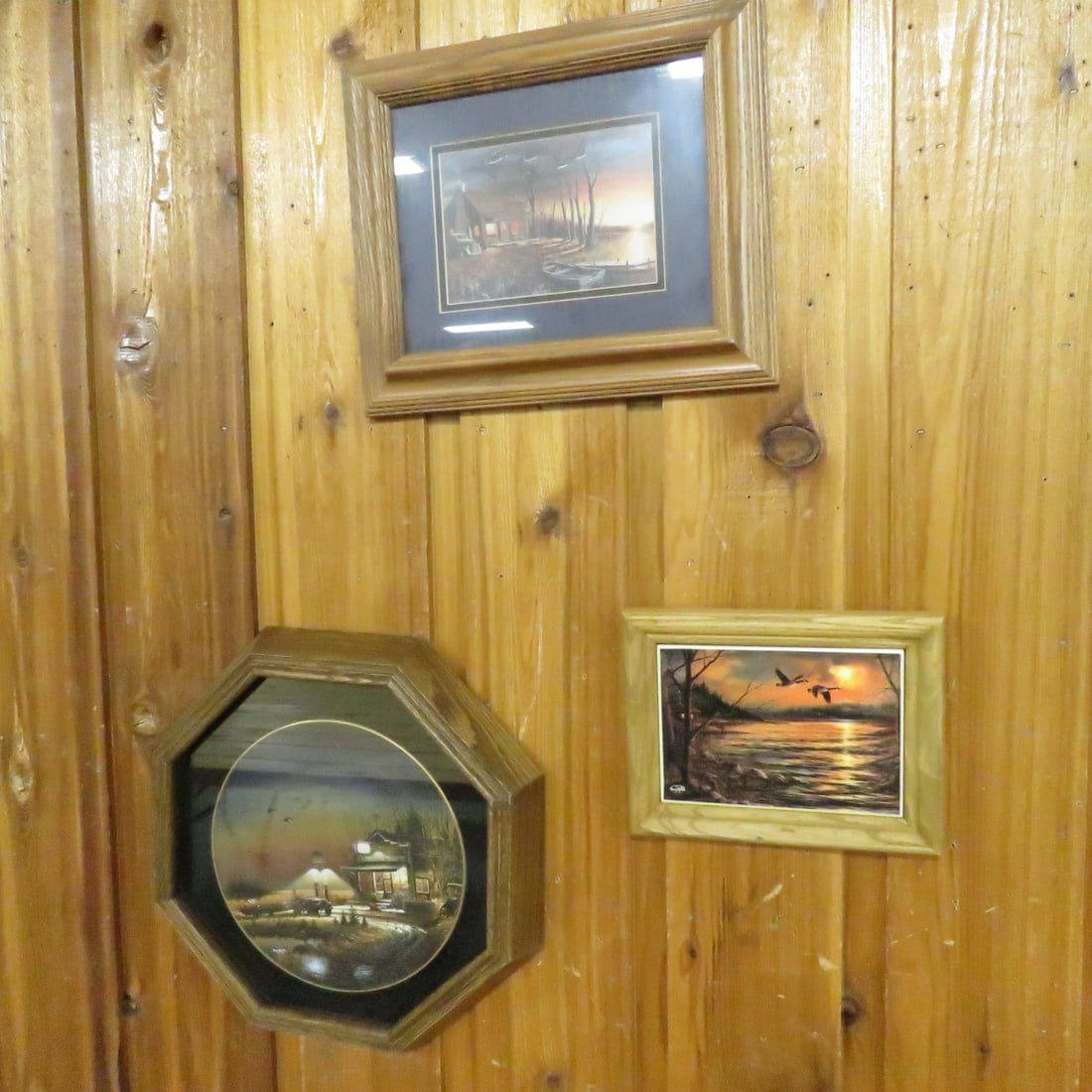 2 Terry Redlin framed plates & 1 print (1 of 9)