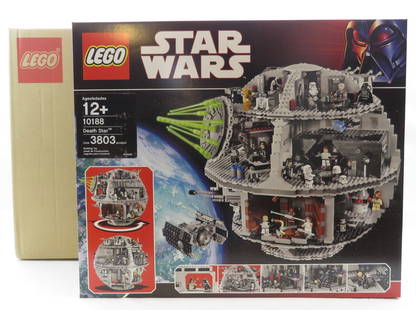 Lego 10188 Star Wars Death Star: Lego 10188 Star Wars Death Star - NIB Sealed Box 2008 Pc. Count: 3803 Please ask questions and ead terms & conditions before bidding.