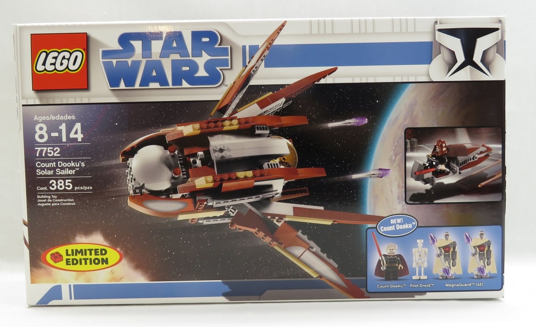 Lego 7752 Count Dooku's Solar Sailer: Lego 7752 Count Dooku's Solar Sailer - NIB Sealed Box 2009 Pc. Count 385 Please ask questions and ead terms & conditions before bidding.