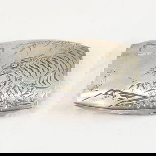 Japanese Engraved Tiger 950 Silver Belt Buckle: Japanese Engraved Tiger 950 Silver Belt Buckle - 21.5 grams Please ask questions and read terms & conditions before bidding.