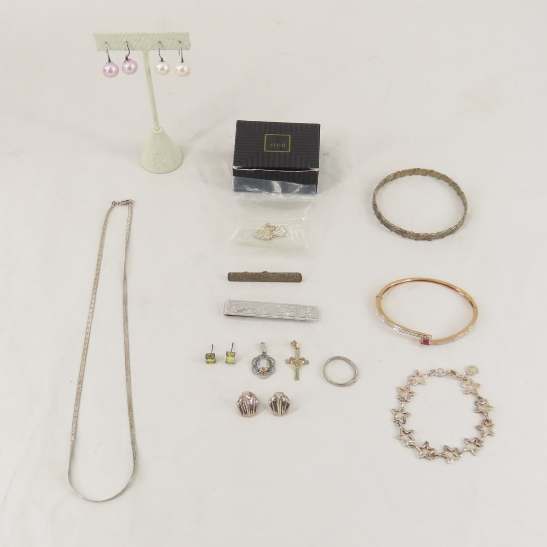 2.6 oz Sterling Silver Jewelry (1 of 20)