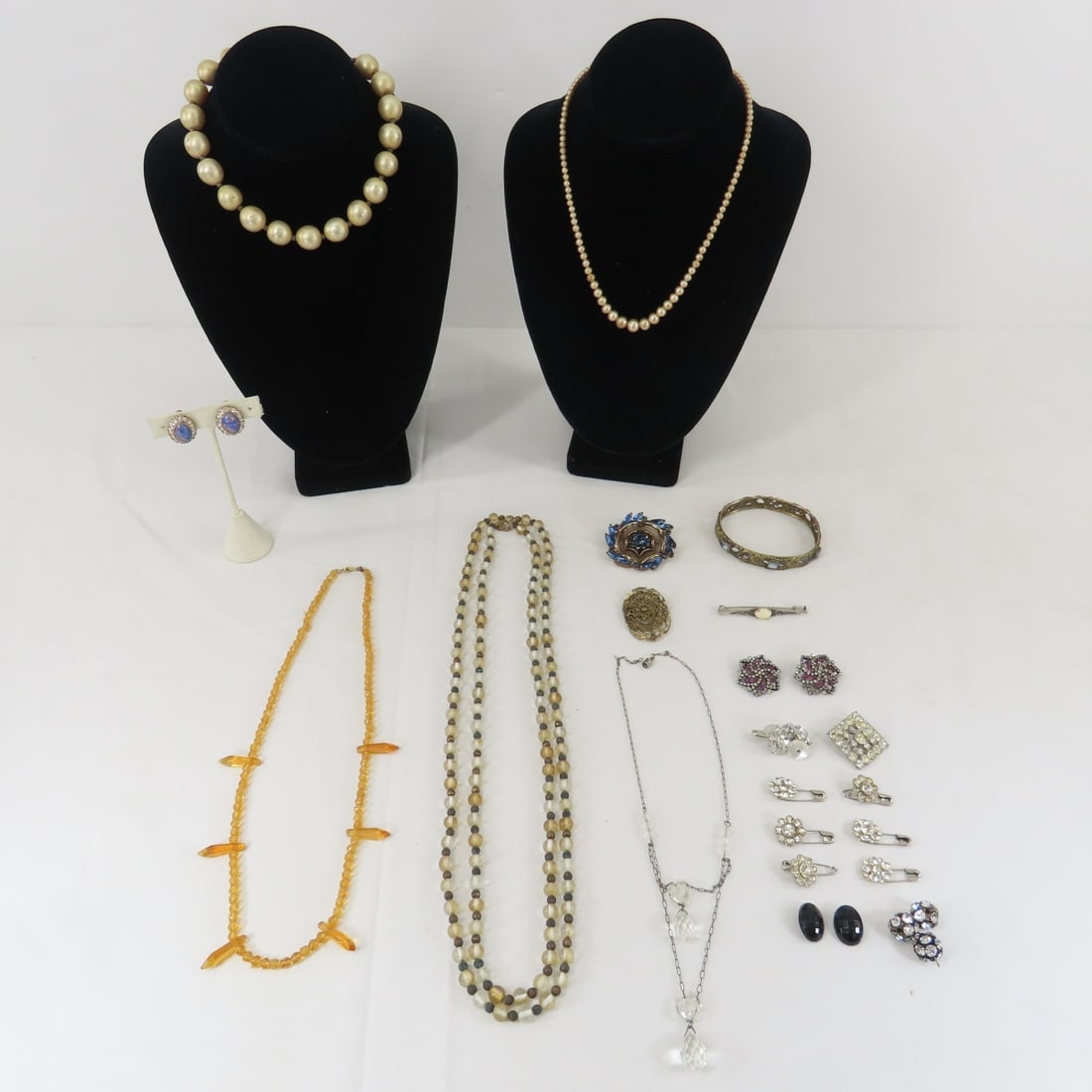 Antique Buttons, Necklaces, Bracelets & More (1 of 11)