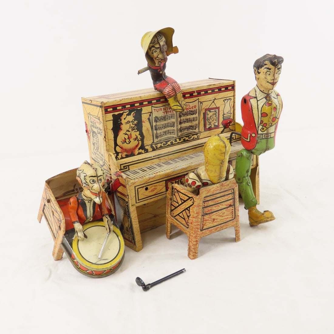 Vintage Lil Abner Dogpatch Band Tin Wind-Up Toy (1 of 13)