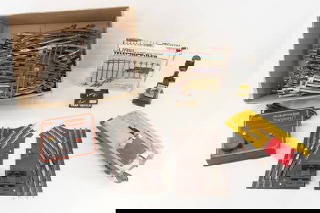 O Gauge Train Track, Transformer & More: O Gauge Train Track, Transformer & More - Over 30 Pieces O Gauge Train Track, Lionel O & 27 Gauge Telephone Poles, Autopulse Transamp 1 Transformer [cord is supple], Lionel Automatic Signal, 6 Rystl S