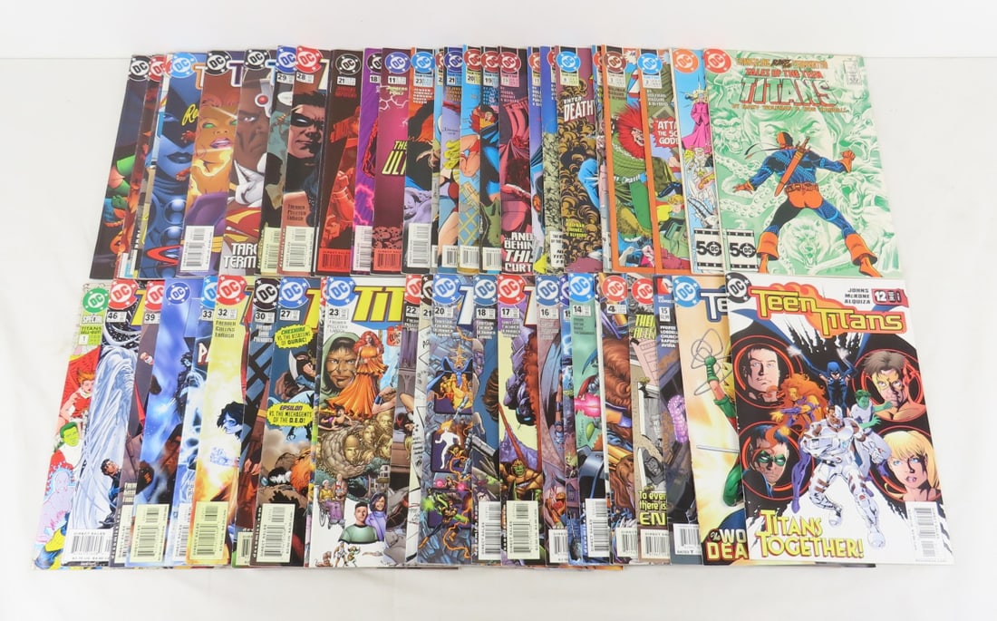 40+ Assorted DC Comics Teen Titans 75 cent & Up (1 of 11)