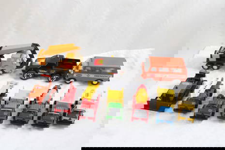 10 Tonka Toy Vehicles: 10 Tonka Toy Vehicles - As pictured. Please ask questions & read terms and conditions before bidding.