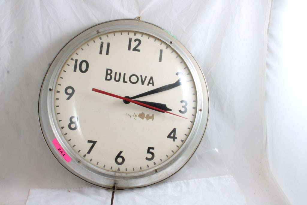 Bulova Electric Wall Clock - Working (1 of 7)
