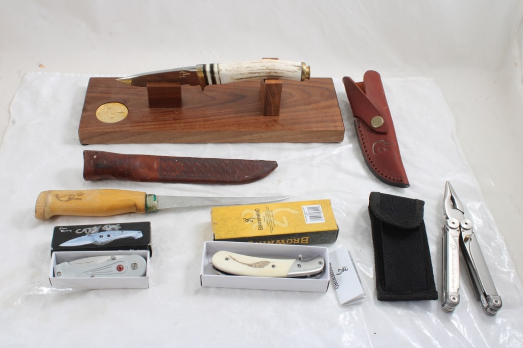 Browning Knife NIB, Martini Fillet Knife, & More (1 of 13)