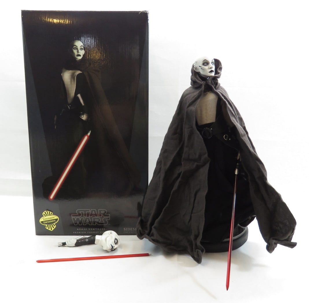 Asajj Ventress Premium 1:4 Scale Figure Sideshow (1 of 20)