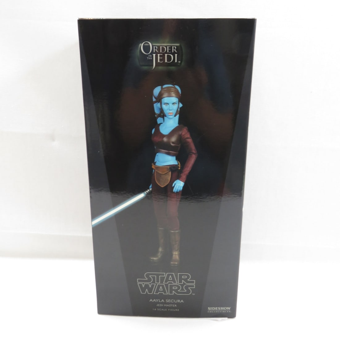 Aayla Secura Jedi Master 1:6 Figure Sideshow (1 of 9)