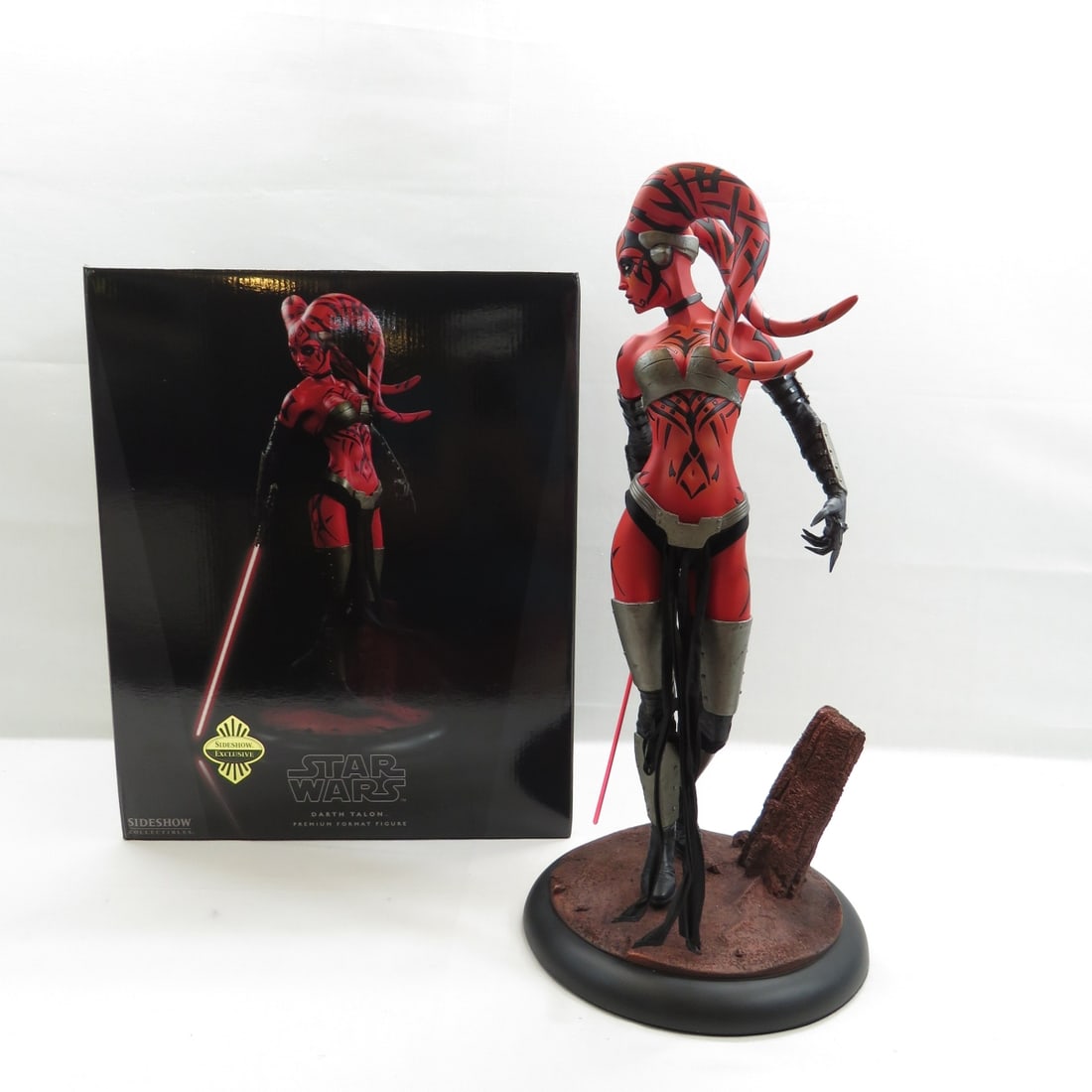 Darth Talon Premium 1:4 Scale Figure Sideshow (1 of 20)